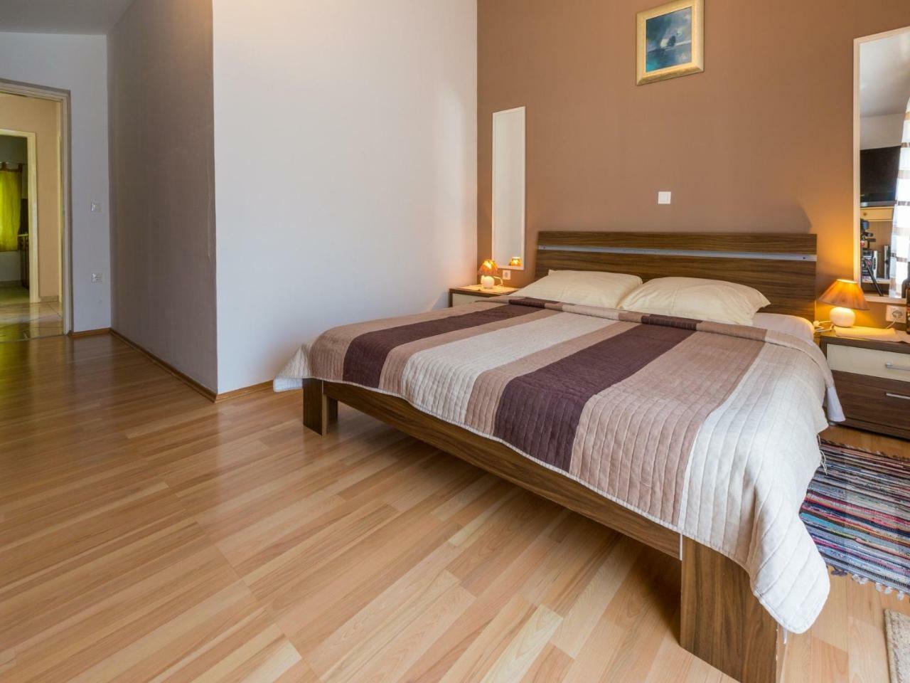 Apartments Adrasteja Dramalj Eksteriør billede